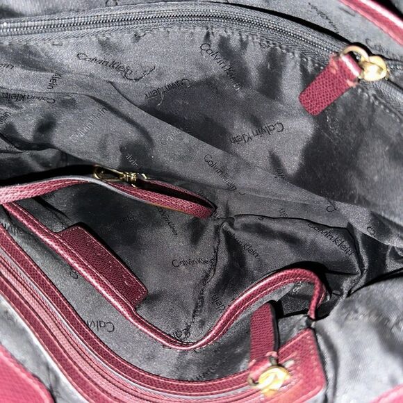 Calvin Klein Tote - Picture 10 of 12